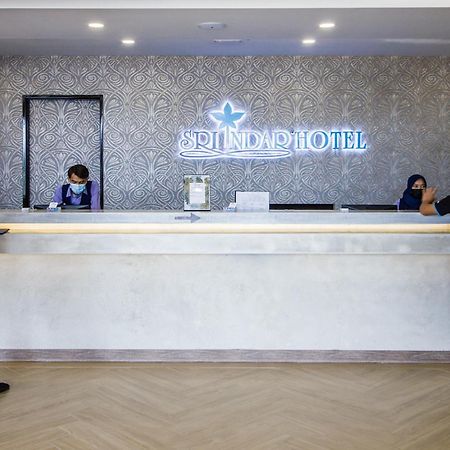 Sri Indar Hotel & Suites パリト・ブンター エクステリア 写真