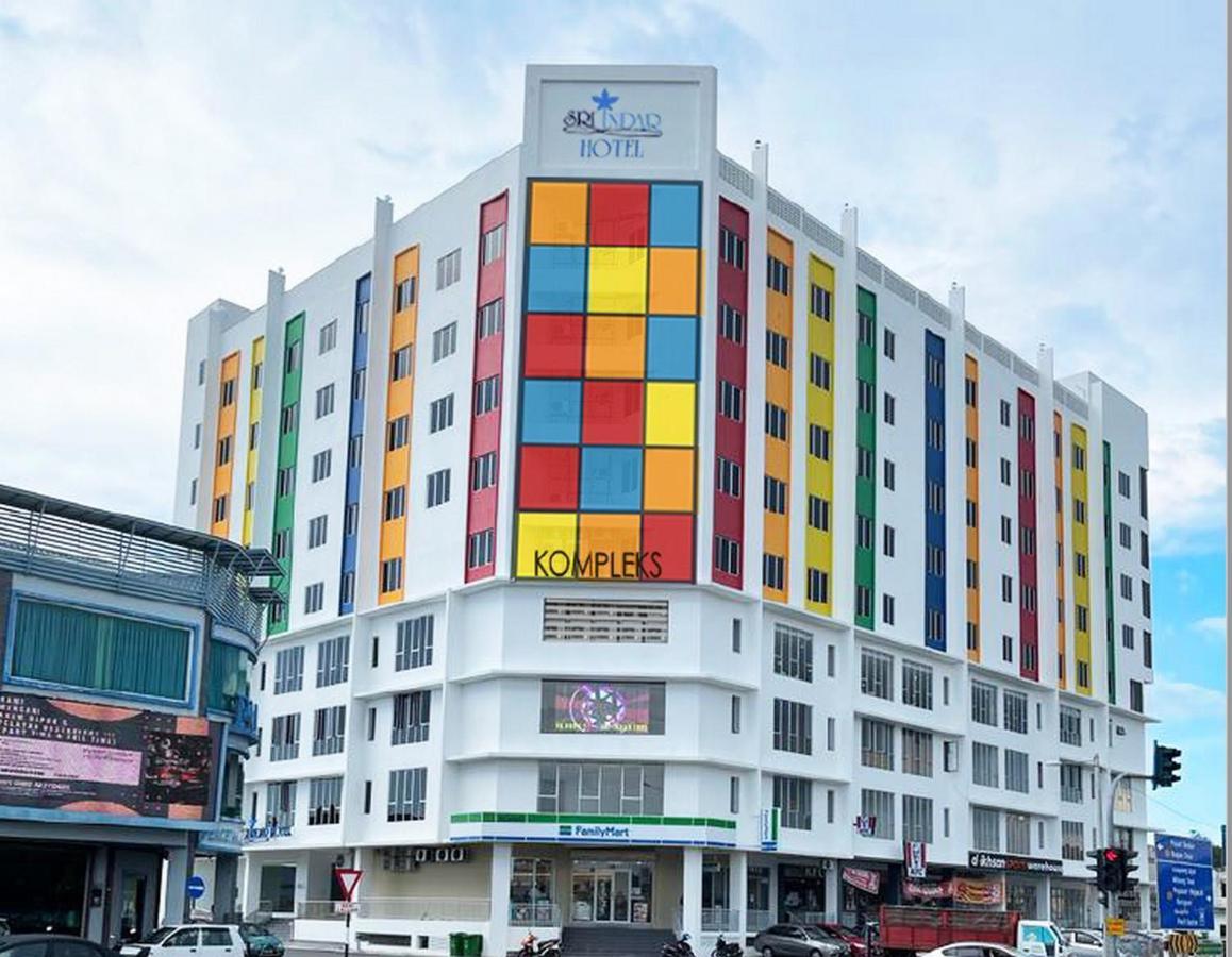 Sri Indar Hotel & Suites パリト・ブンター エクステリア 写真